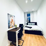 Comfy & Cozy 4Br Shared Apt Next To Kaufpark Alterlaa
