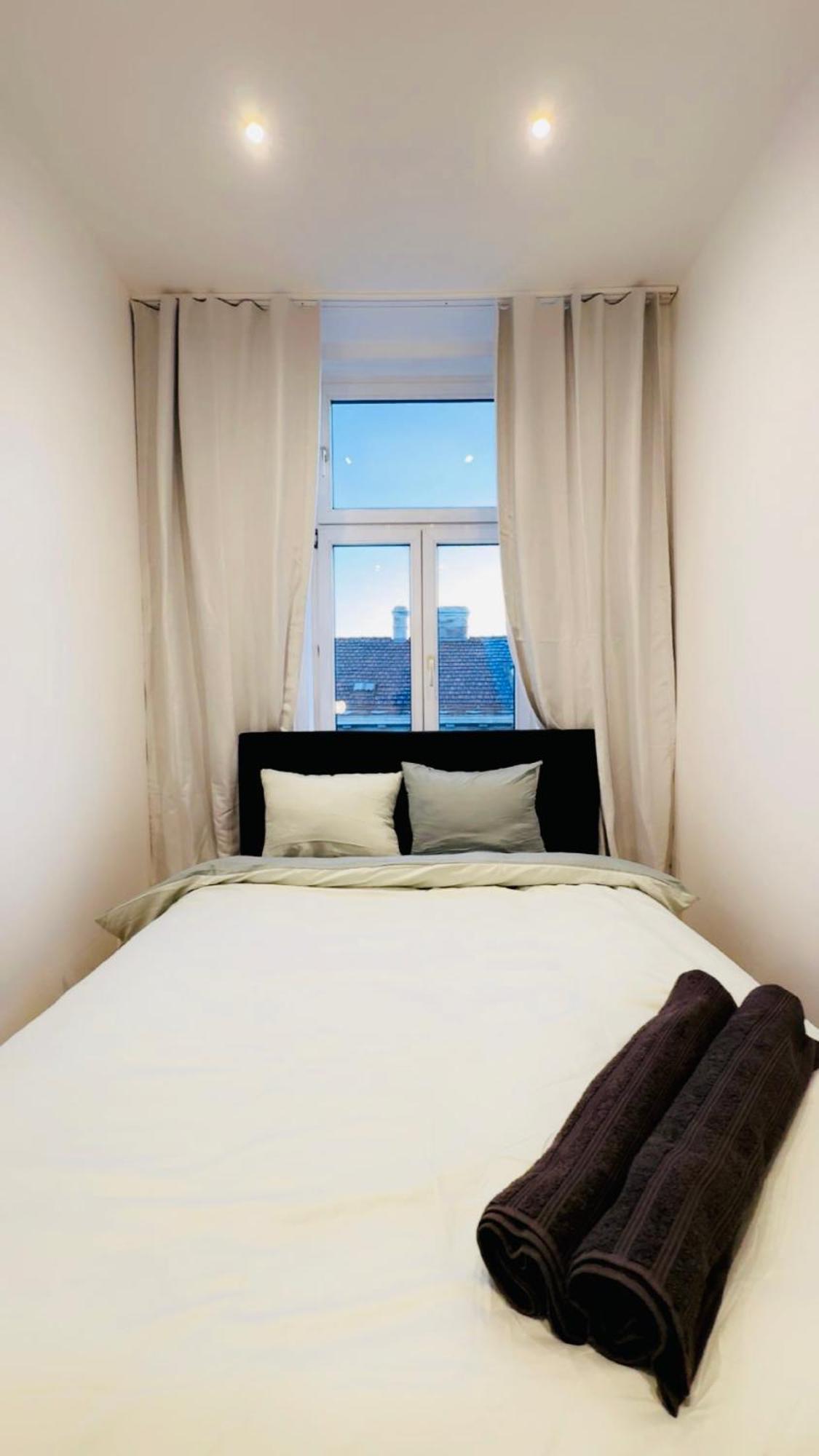 Comfy & Cozy 4br Shared Next To Kaufpark Alterlaa *